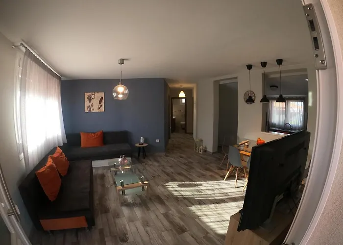 Private Modern Apartment