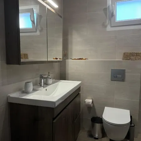 Private Modern Apartment Nea Roda Exterior photo